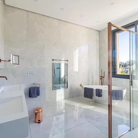 Luxurious With Heated Pool 6br-12p - Villa Cannes